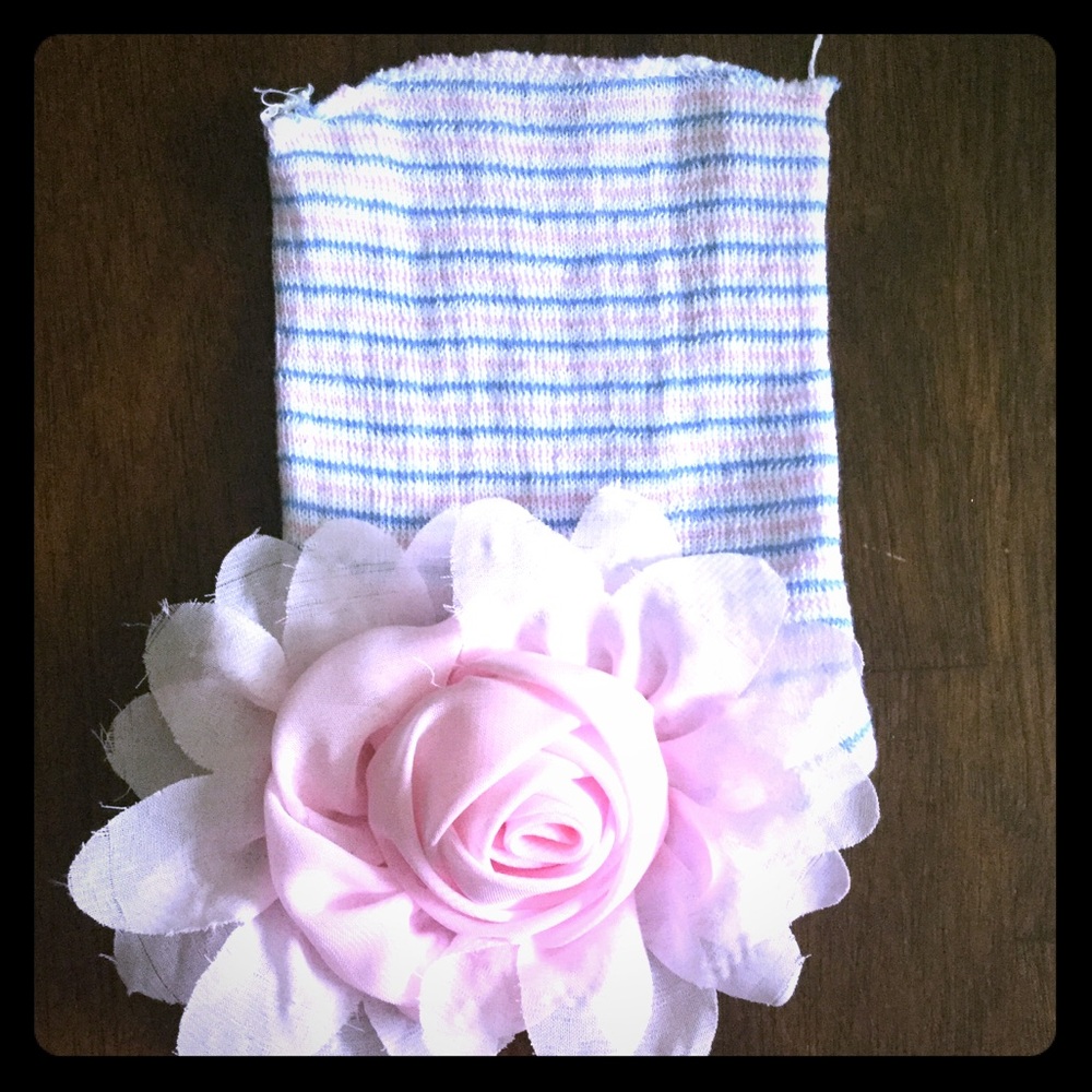NEWBORN FLOWER HAT